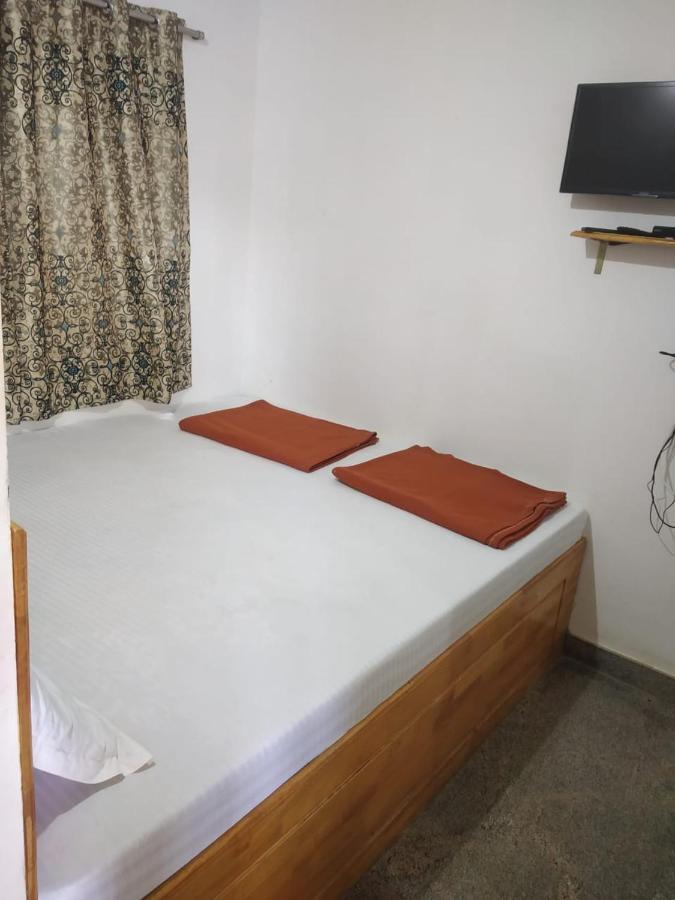 ילאגירי Thirumala Inn מראה חיצוני תמונה