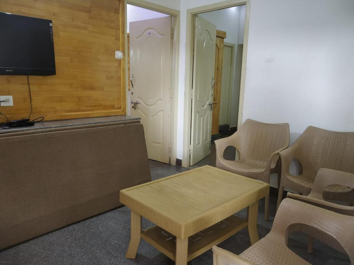 ילאגירי Thirumala Inn מראה חיצוני תמונה
