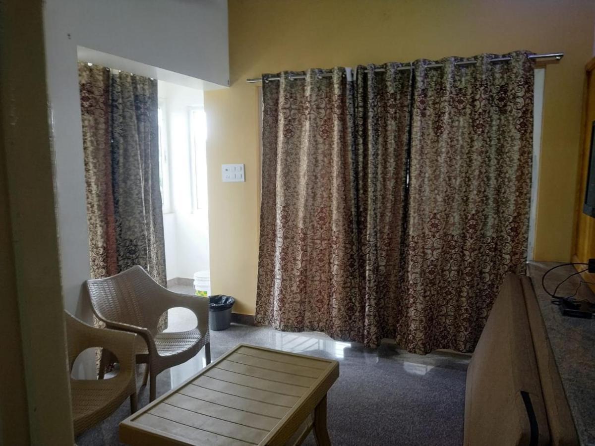 ילאגירי Thirumala Inn מראה חיצוני תמונה