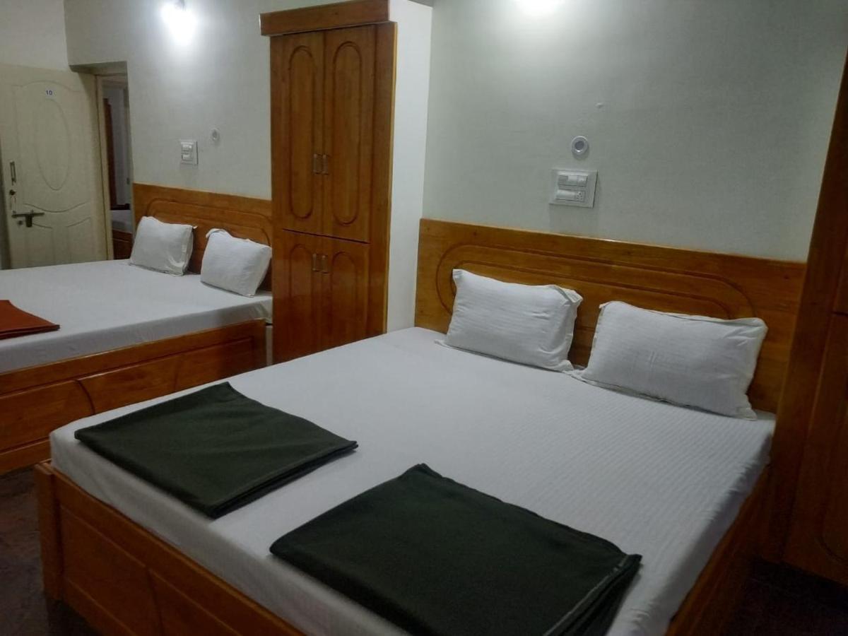 ילאגירי Thirumala Inn מראה חיצוני תמונה