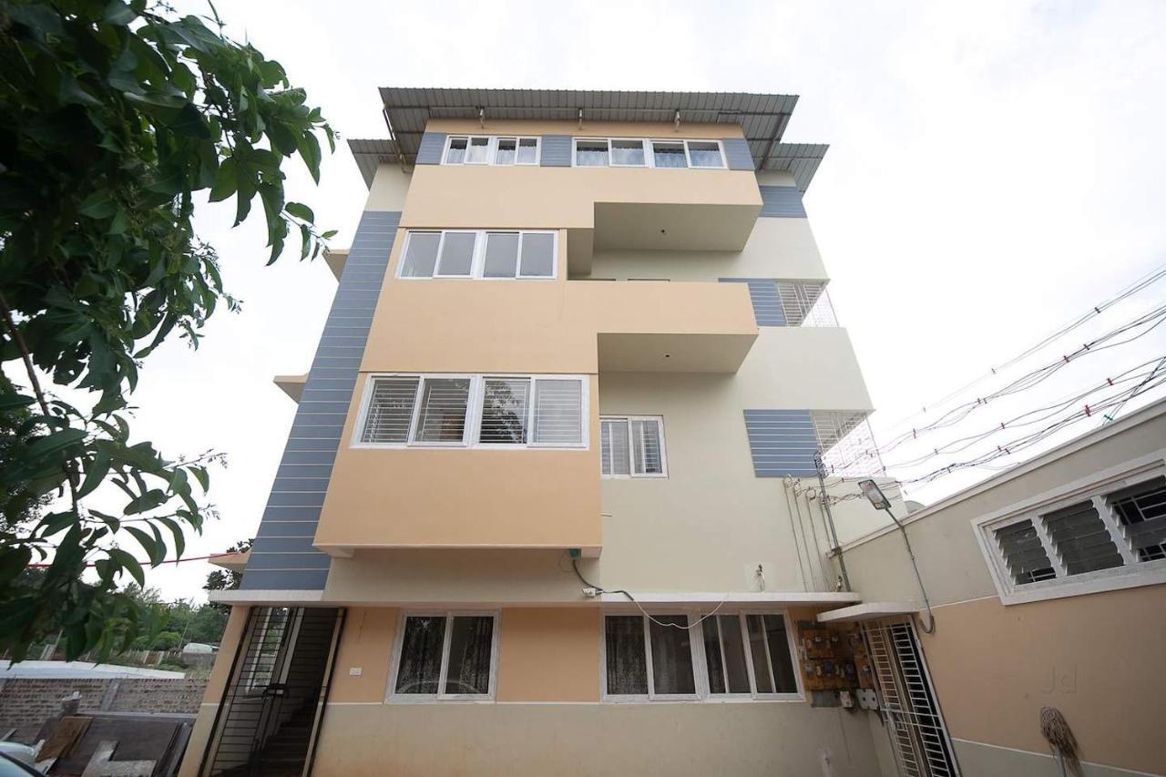 ילאגירי Thirumala Inn מראה חיצוני תמונה
